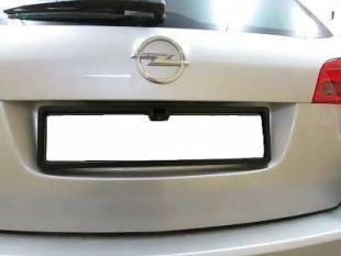 Камера заднего вида в рамке номерного знака AVIS AVS308CPR (CCD)